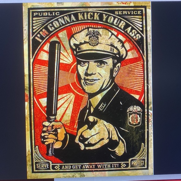 2000’s Obey Tee - Picture 5 of 5